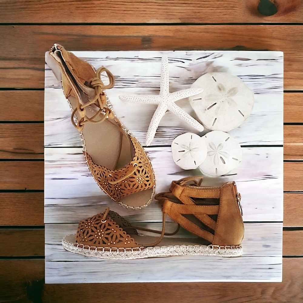 09974 Laced Espadrille